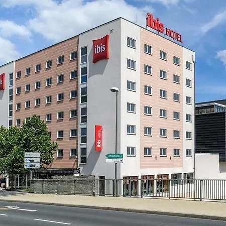 Ibis Hotell 2*