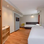 Hotel Ibis 2*