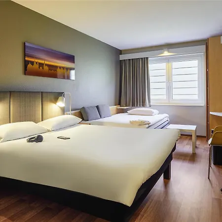 Ibis Hotell