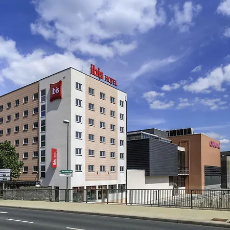 Ibis Hotell 2*
